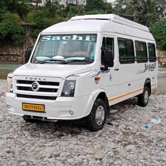 17 Seater Tempo Traveller Dehradun